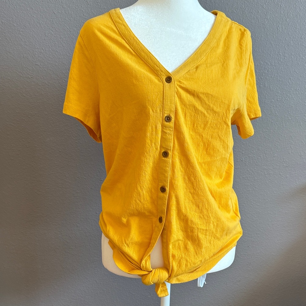 Aventura | Women’s Yellow Button-Up Top | Size M